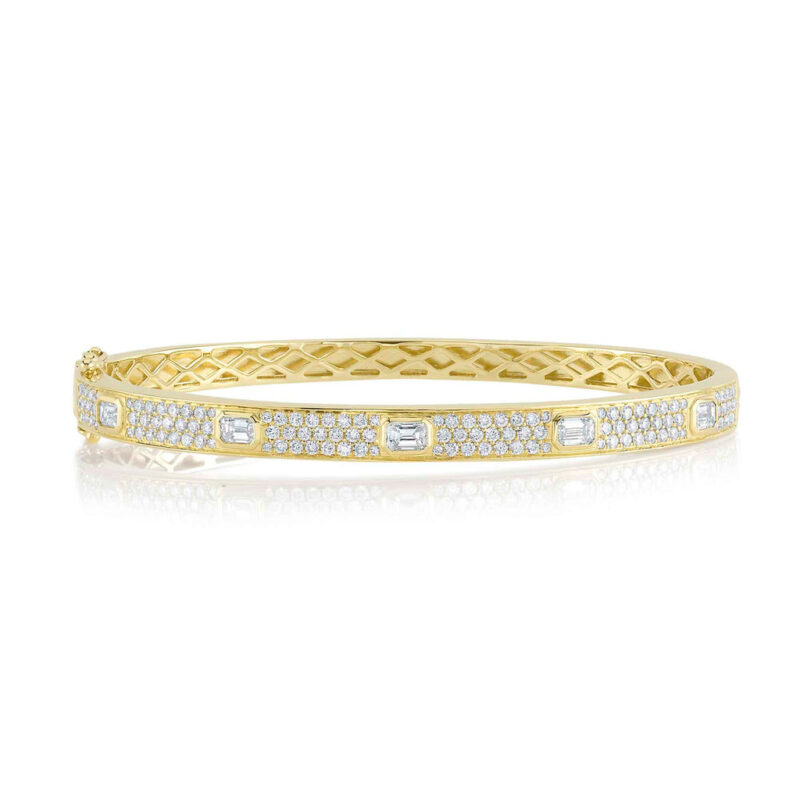 1.80Ct Diamond Emerald Pave Bangle