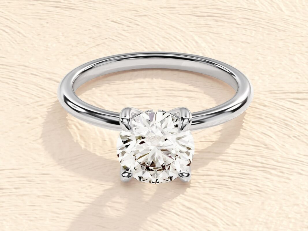 4 Prong Setting Round Cut 2 ct Lab Grown Diamond Engagement Ring